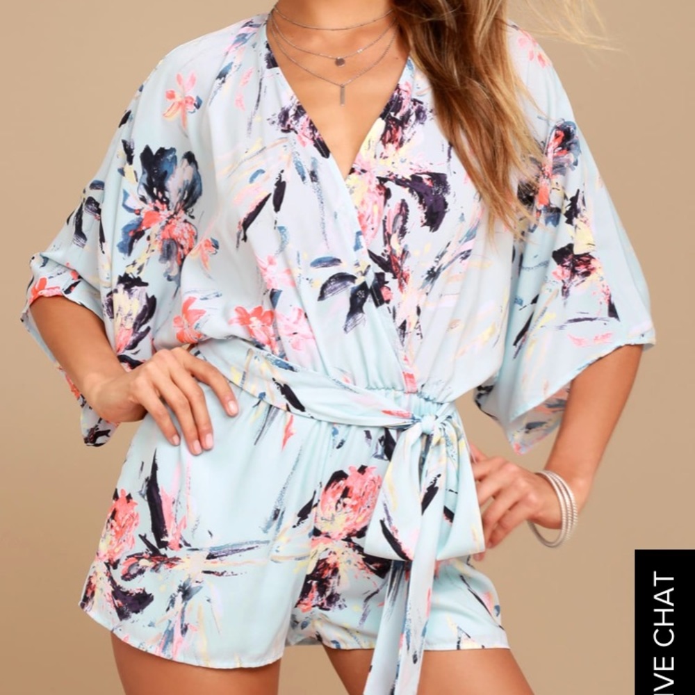 Lulu’s “PARAISO LIGHT BLUE PRINT” Romper